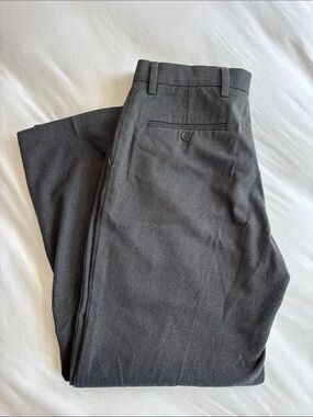 Dockers Men's Dress Pants in Charcoal Gray
